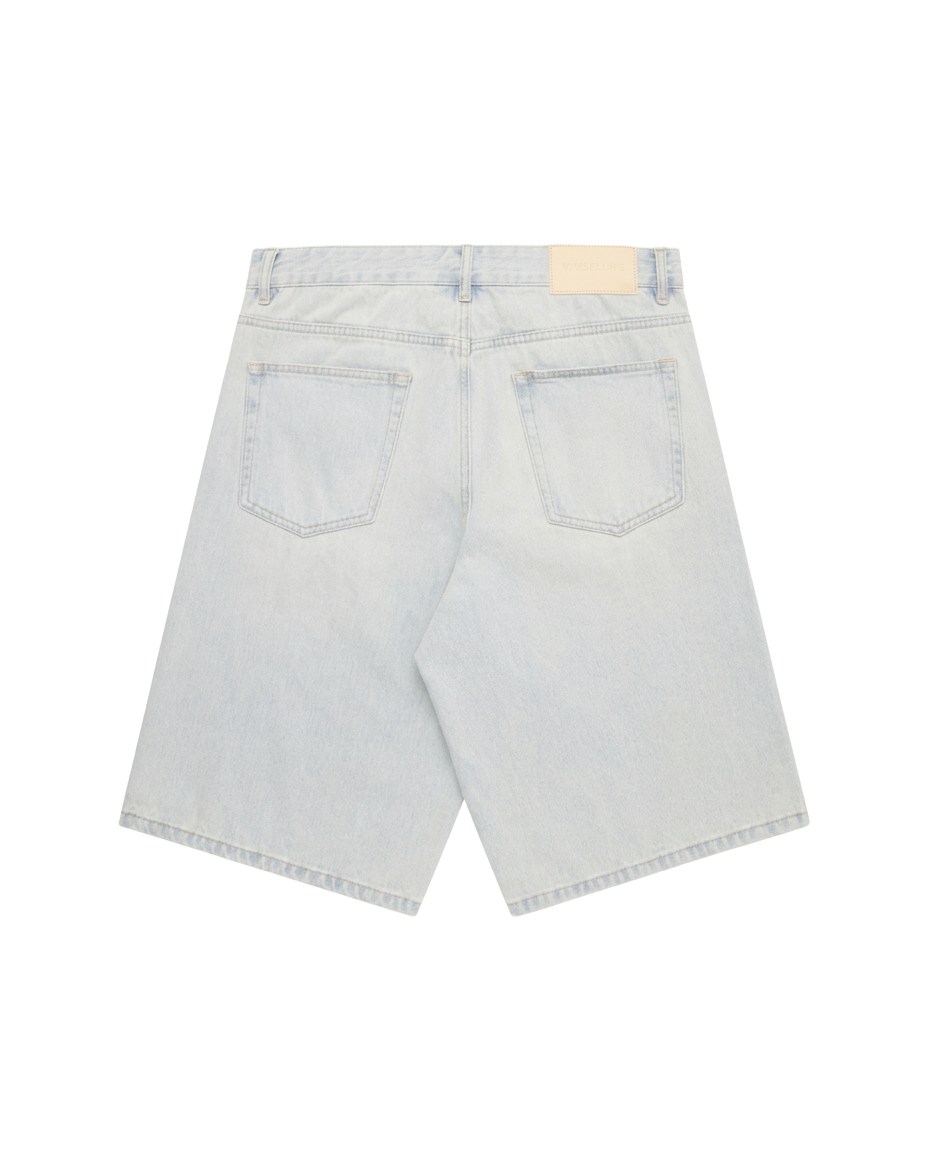 FADED DENIM SHORT - POWDERED BLUE